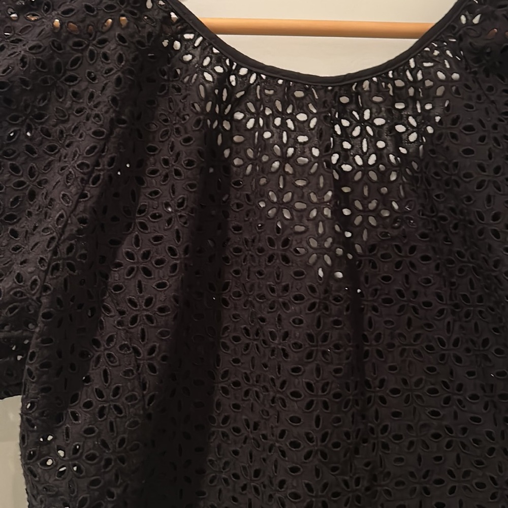 NWT J. Crew Women’s Black Eyelet VBack Puff Sleeve Top BG316 Size 6 - Picture 5 of 9